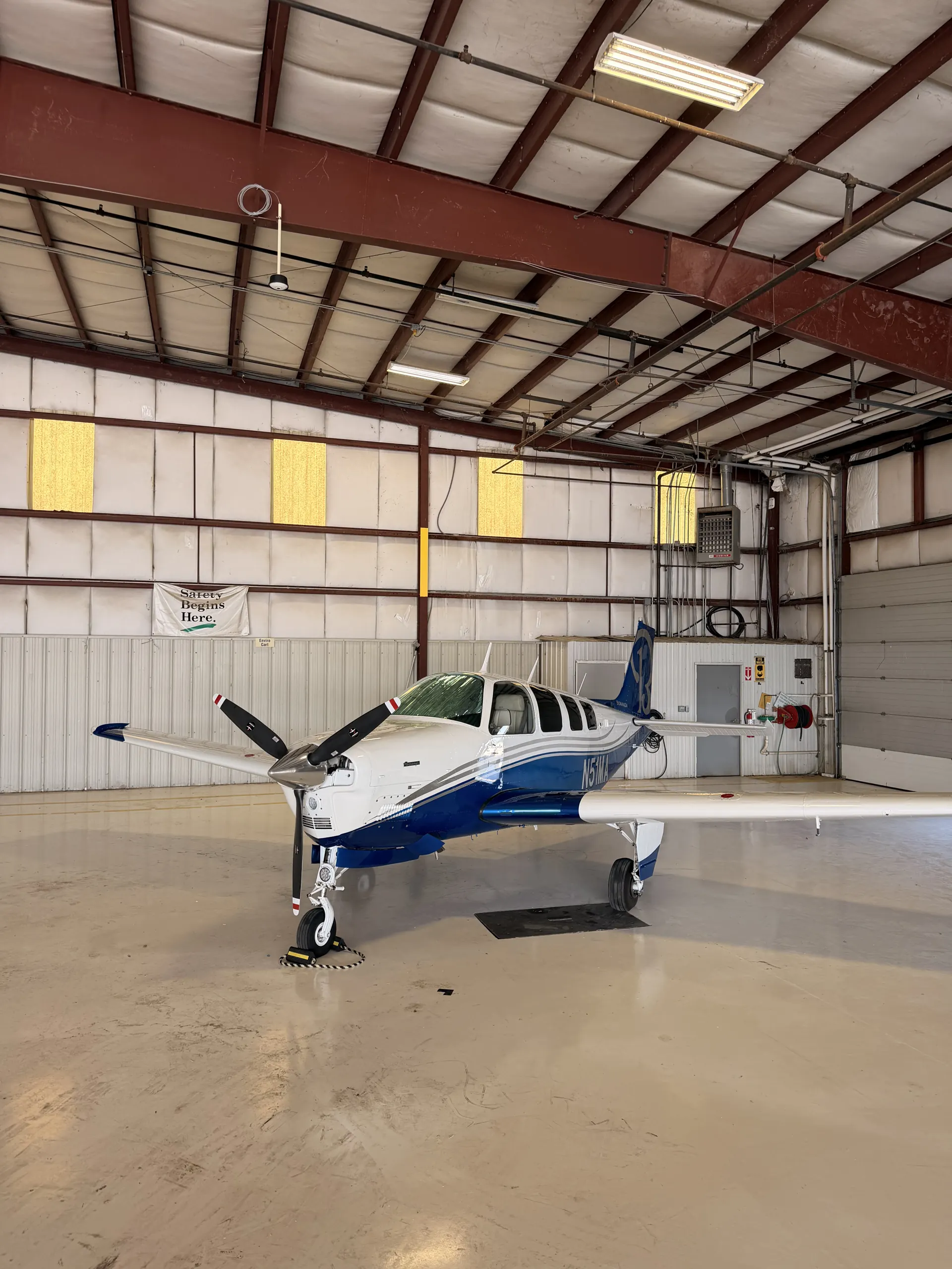 Beechcraft — exterior detail
