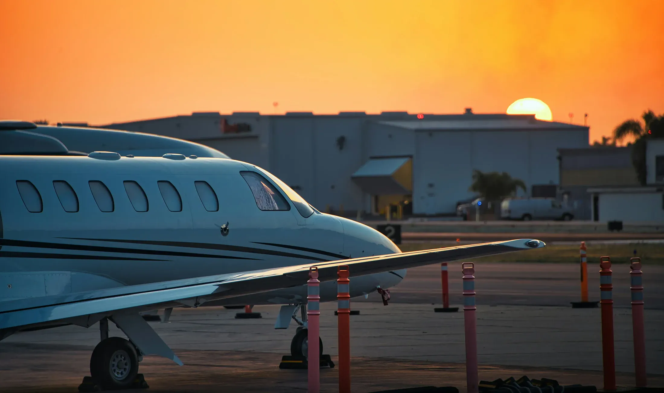 Mobile aircraft detailing at Stroud Municipal (SUD) in Stroud, Oklahoma