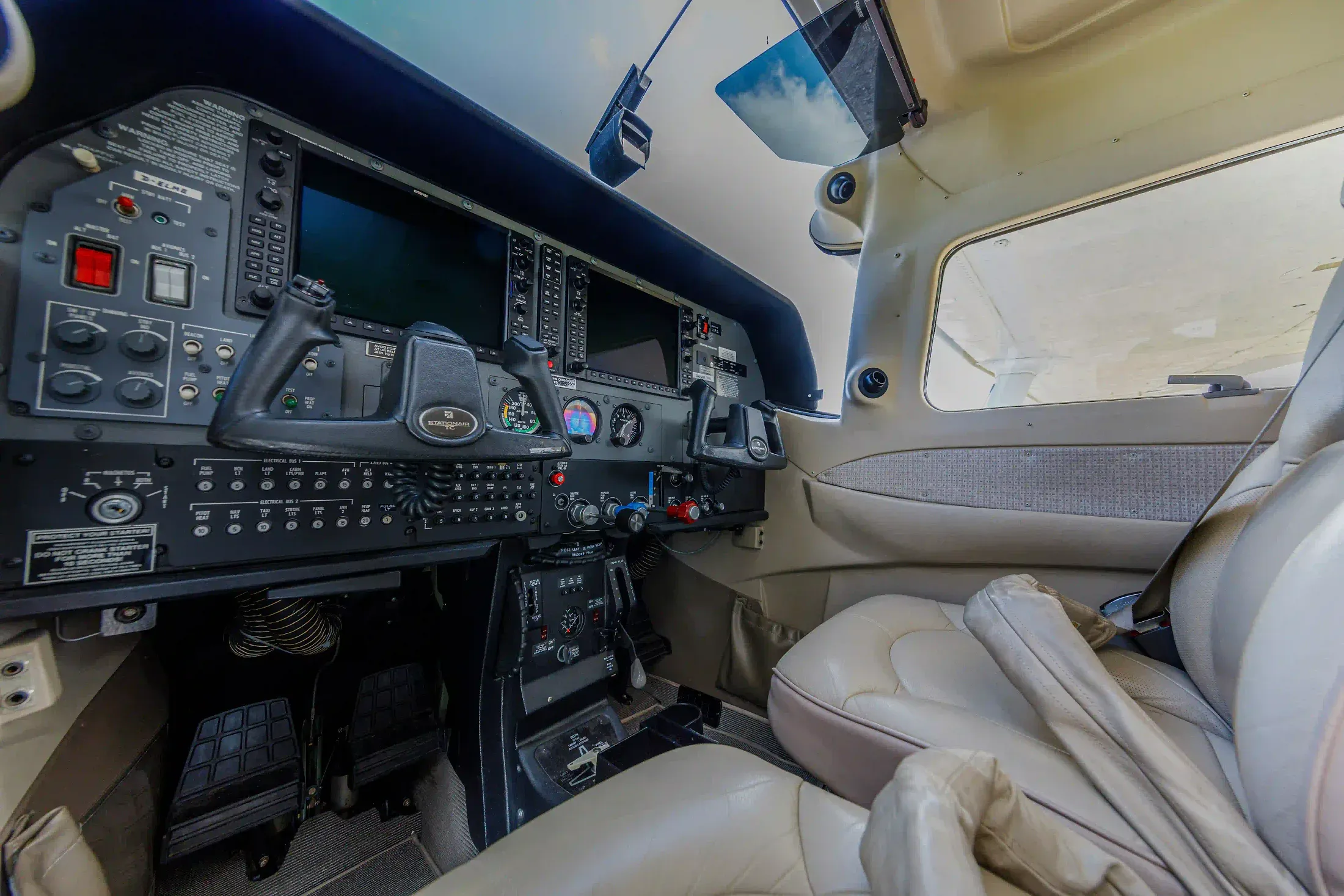 Cessna Stationair cockpit, interior detail, mobile aircraft detailing across Arkansas, Oklahoma, Missouri and Kansas