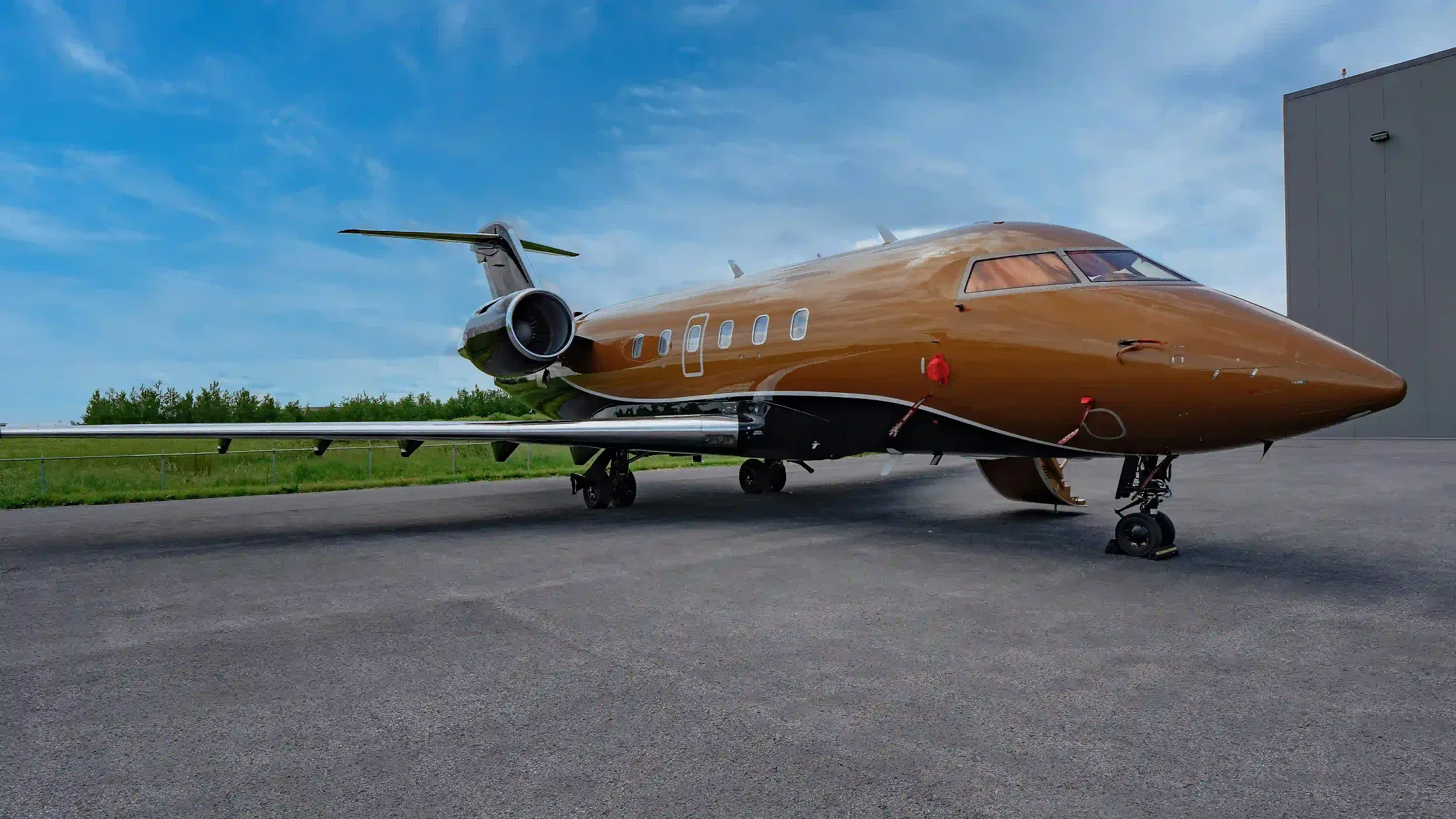 Mobile aircraft detailing at Butler Memorial (BUM) in Butler, Missouri