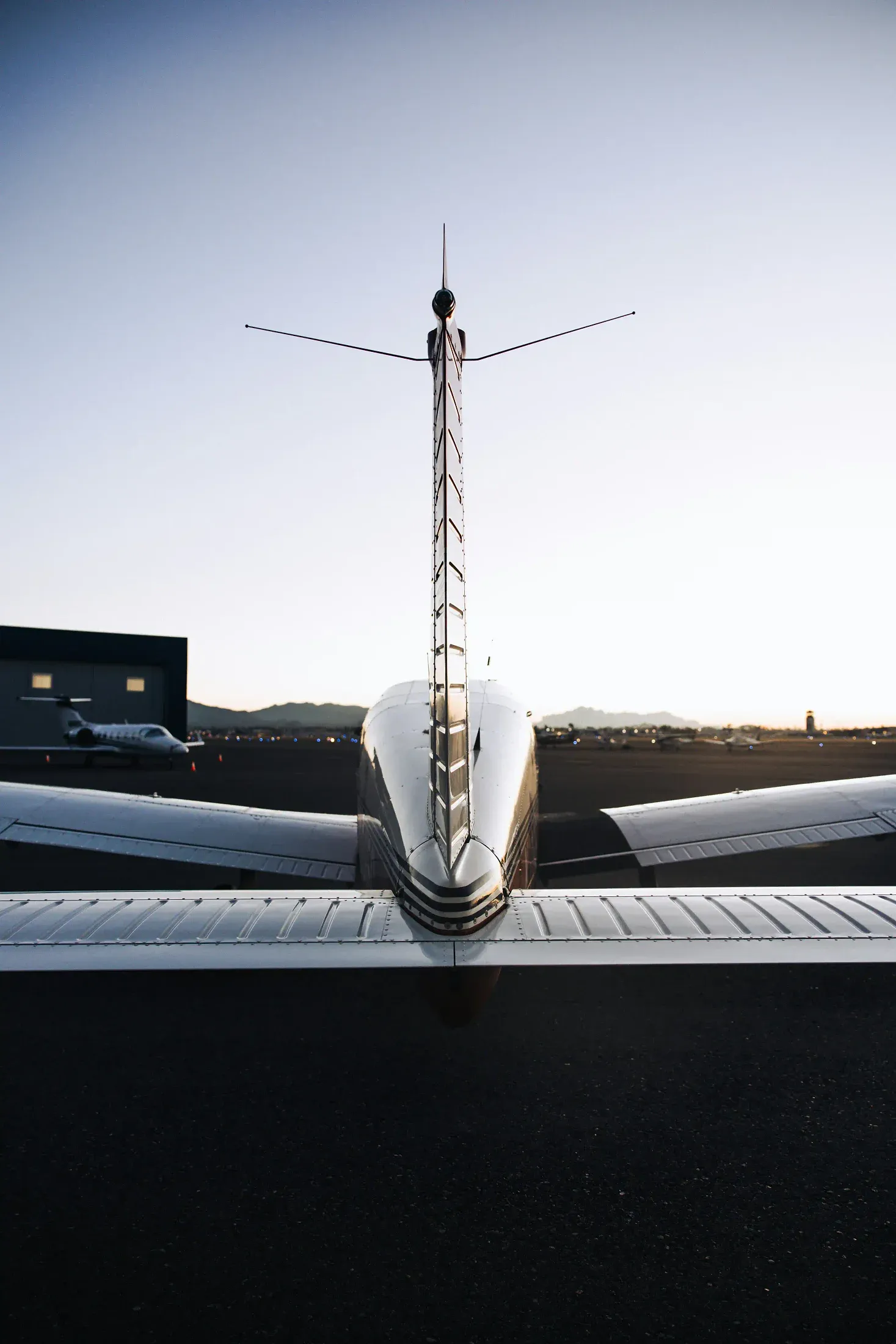 Mobile aircraft detailing at Ottawa Municipal (OWI) in Ottawa, Kansas